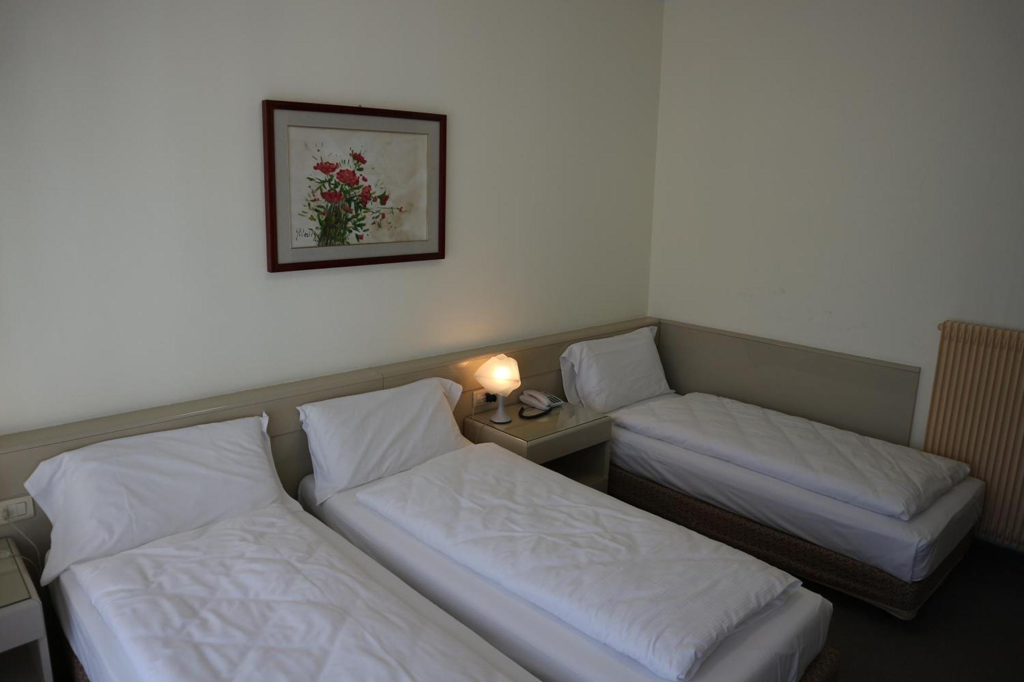Hotel Bristol Riva del Garda Exteriör bild